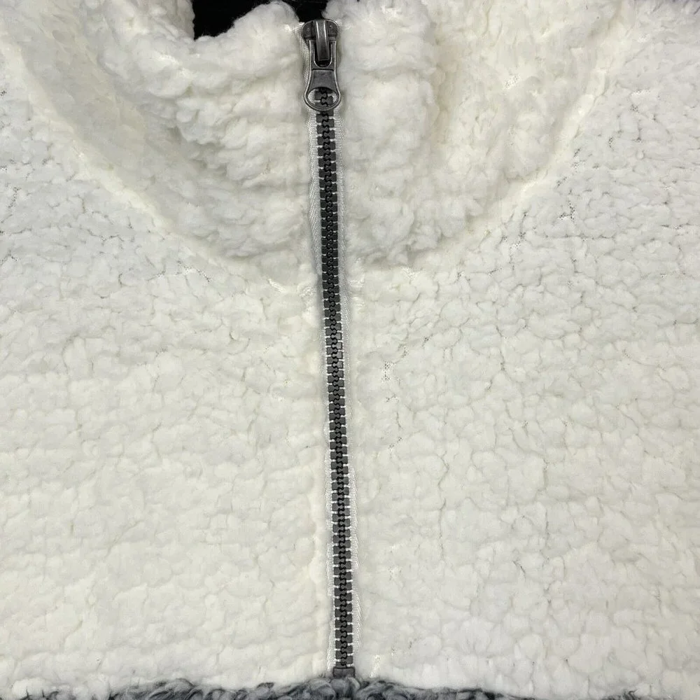 True Craft Womens Sherpa Pullover Sweater Size 1X‎ Black Gray Warm & Comfy